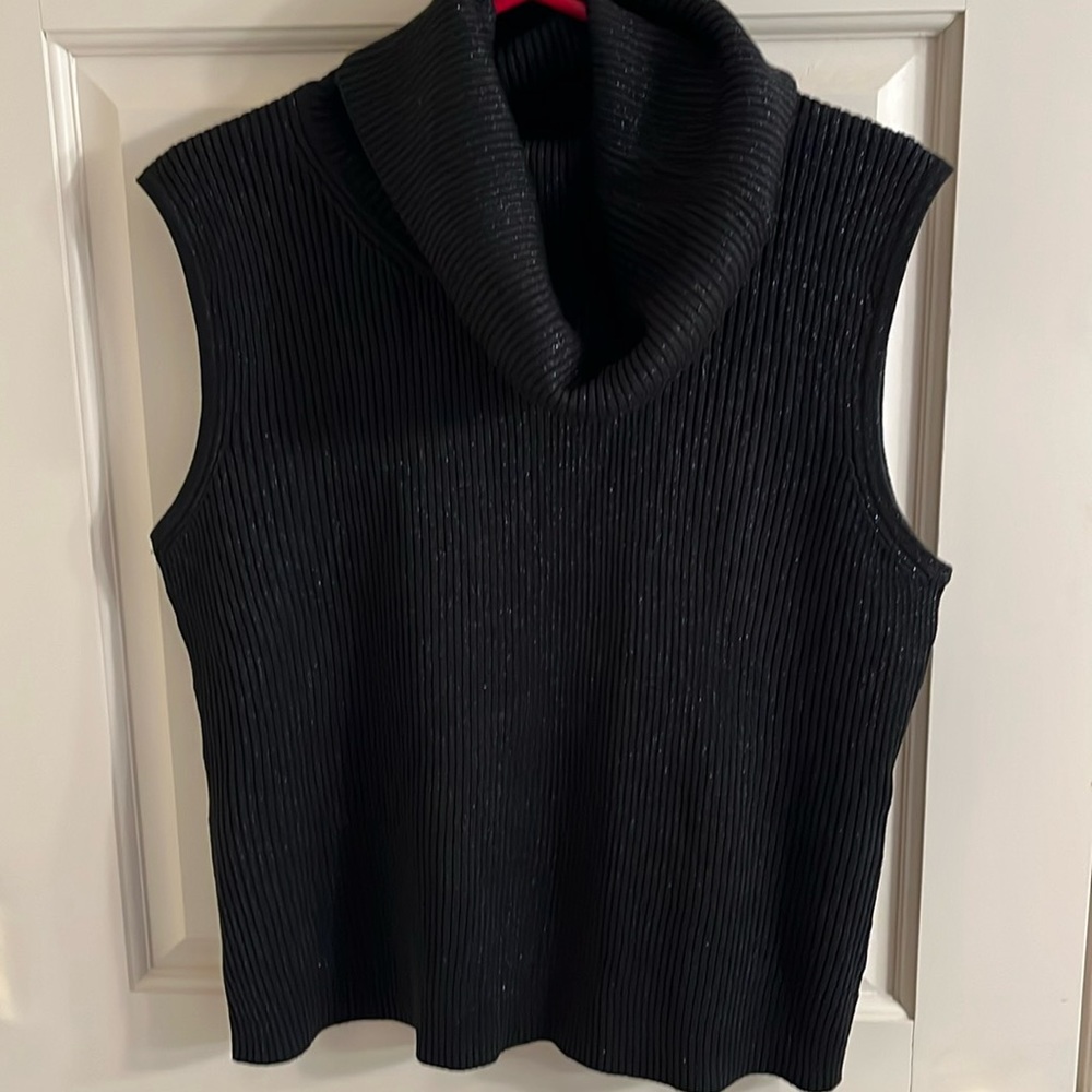 Black sleeveless top